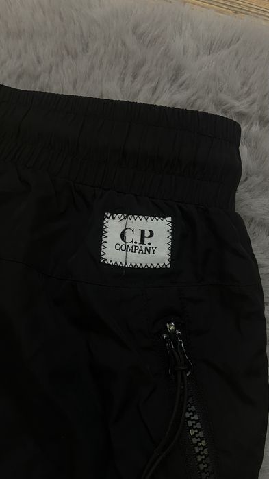Спортивные штаны C.P. Company нейлоновые drip opium archive