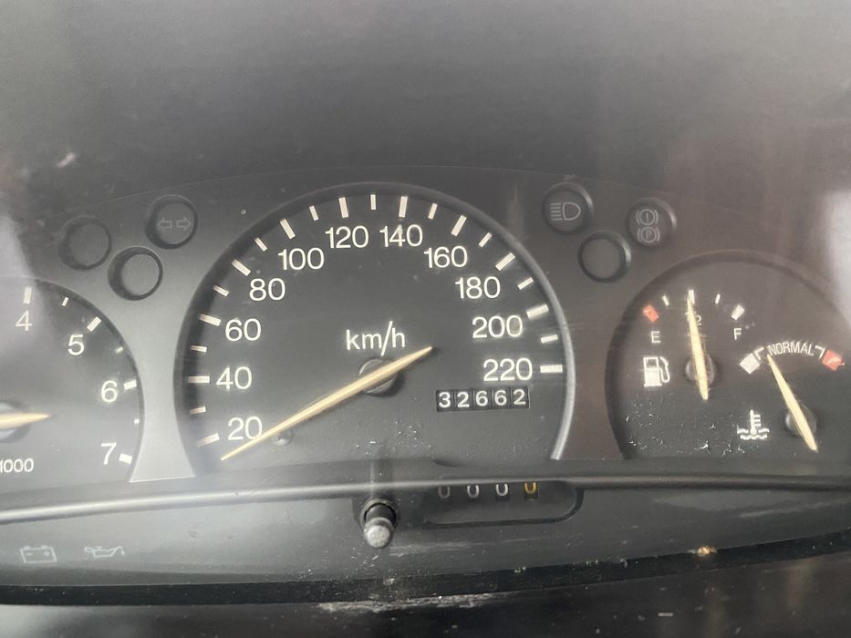 Продам мотор ford 1.6 бензин 90 66 16 клапанний