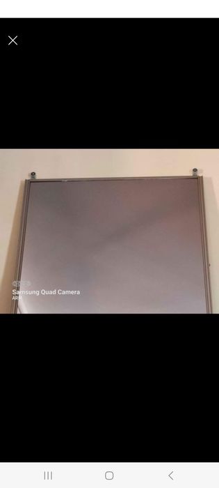 Portas de roupeiro em vidro fumado e metal