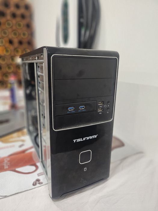 PC Gaming/Workstation 12600KF/RTX 5070/16GB DDR4/1TB NVMe