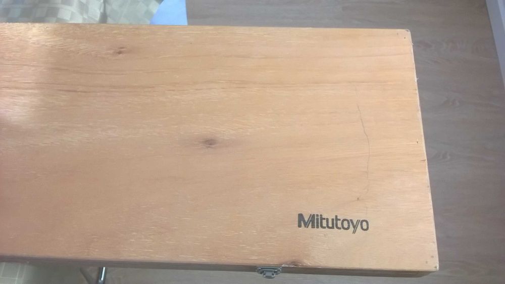 Paquímetro digital Mitutoyo 2 metros (80 polegadas)