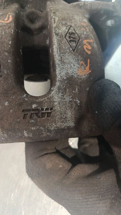 Pinça travão / maxila de travão trás esquerda RENAULT Megane IV (B9A/M