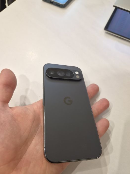 Смартфон Google Pixel 10 Pro 16/256GB Obsidian