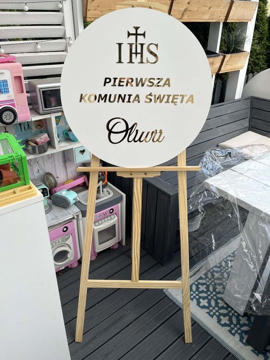 Tablica komunijna ze sztalugą