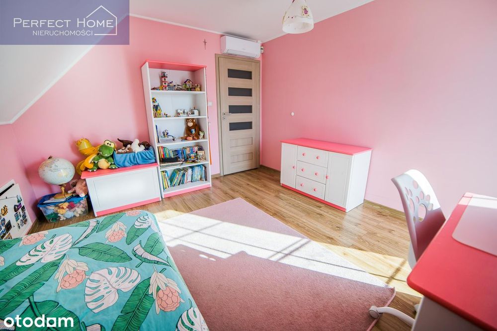 Dom W Kiczycach | 5 Pokoi | 849 M² Działki | Podwójny Garaż