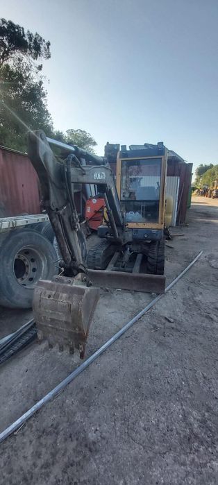 Volvo EC25 Mini Escavadora Giratória 2.5T – Ano 2001 – Engate Rápido