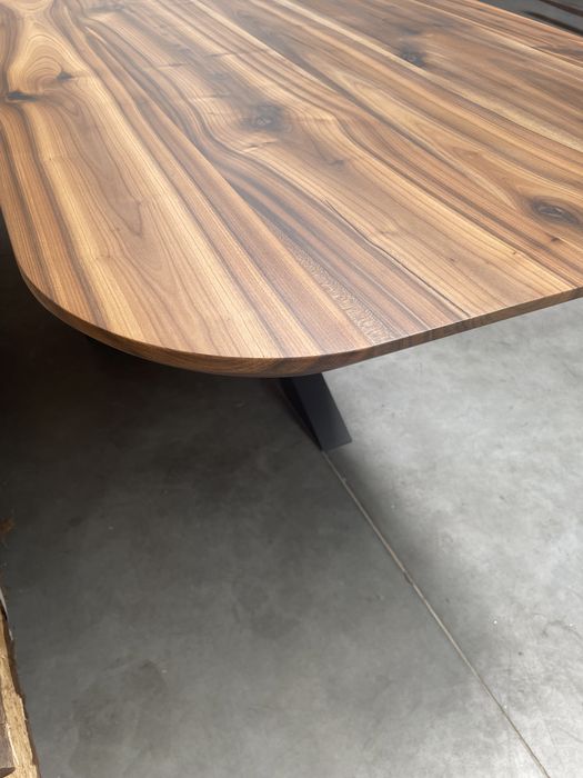 Stół orzech włoski / amerykański lity loft