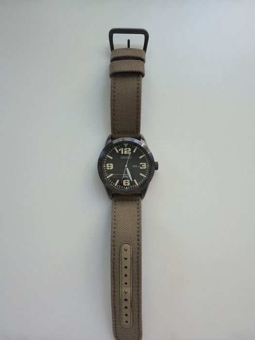 Годинник Seiko Solar V158.