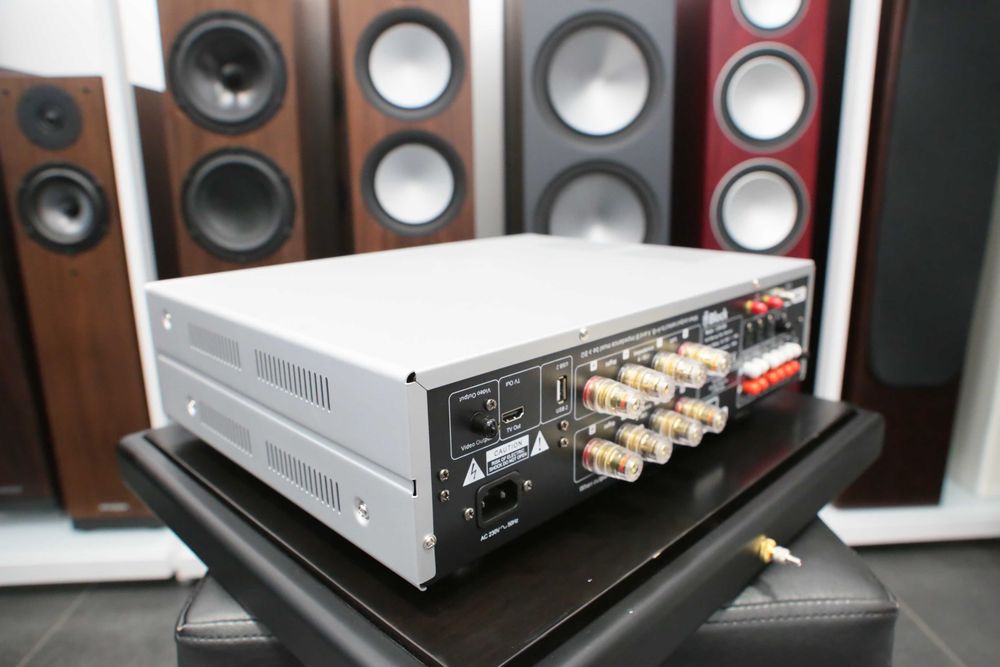 Block CVR-200 all-in-one wzmacniacz odtwarzacz CD tuner