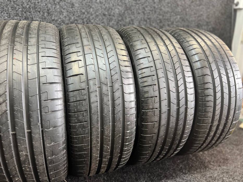 Pirelli 245/45R19 P Zero
