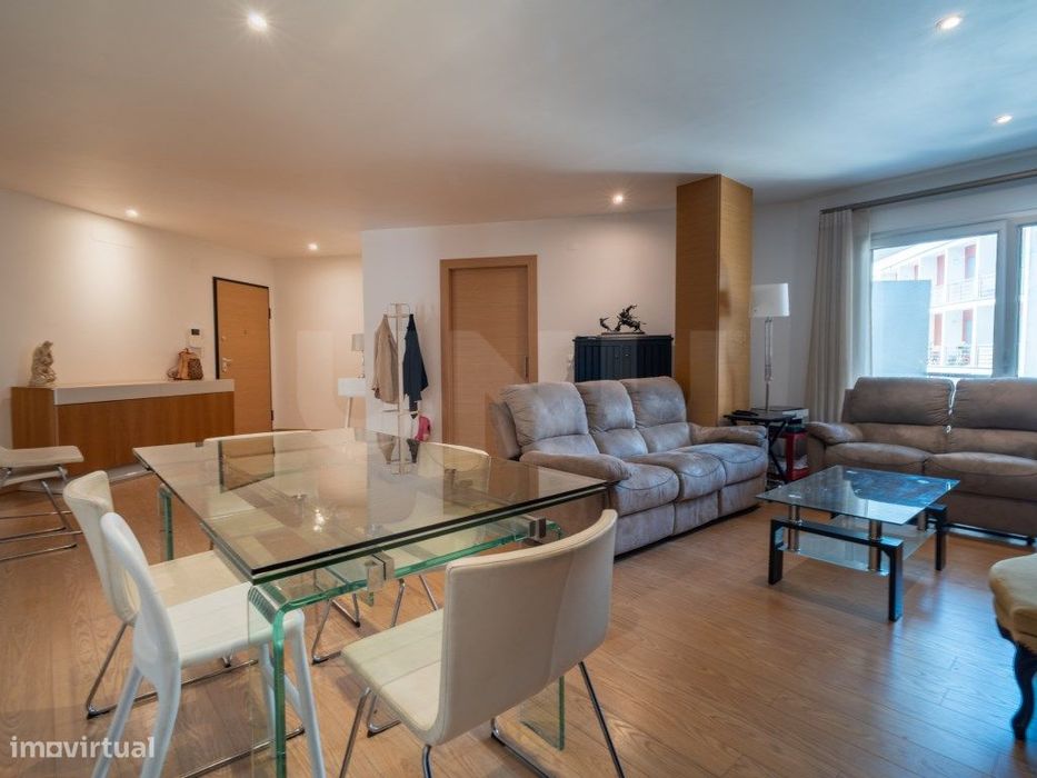 Property in Caldas Da Rainha - Nossa Senhora Do Pópulo, Coto E São Gregório, Leiria