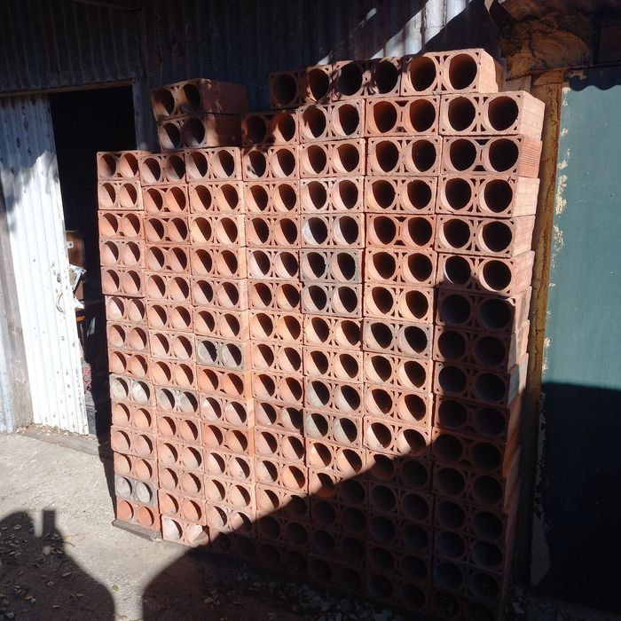 Garrafeira dupla redonda