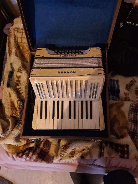 Akordeon HOHNER.