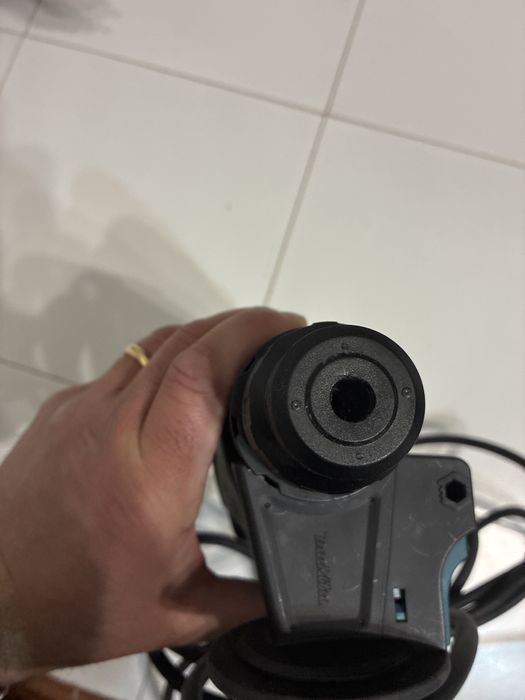 Martelo SDS 240v topo MAKITA hr2631f novo a estrear custa  €285 N/loja