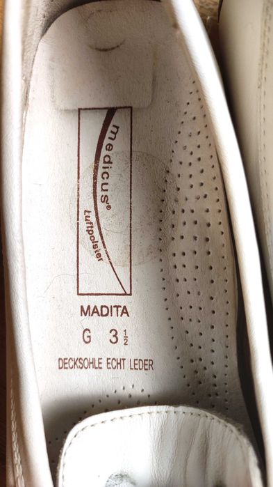 Białe loafersy / mokasyny skórzane medicus 36.5 / 37 wygodne