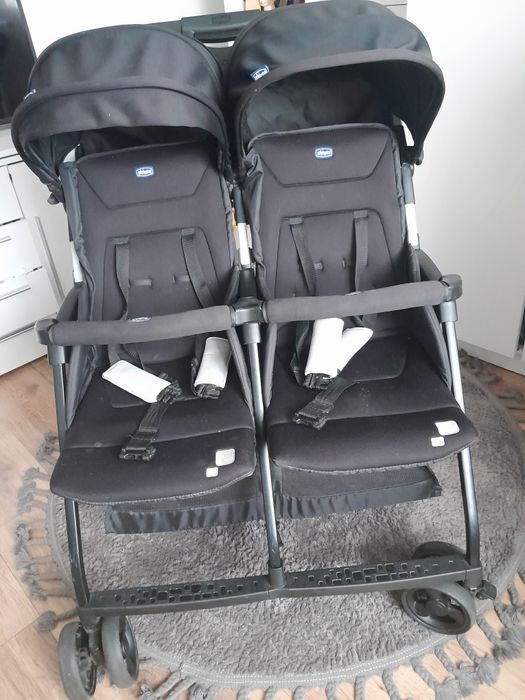 Podwójny wózek dla dzieci