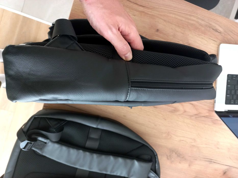 Plecak Swiss Peak dla laptopa 15"6, czarny
