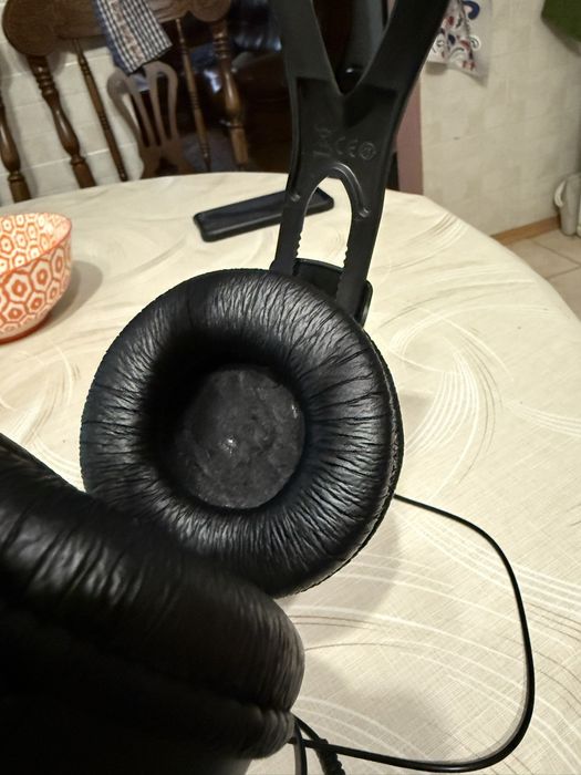 Навушники philips shp1900 повністю працюючі як нові