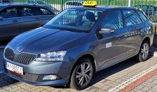 WYNAJEM BOLT/UBER - Toyota Corolla/Auris/Prius HYBRYDA SKODA Fabia