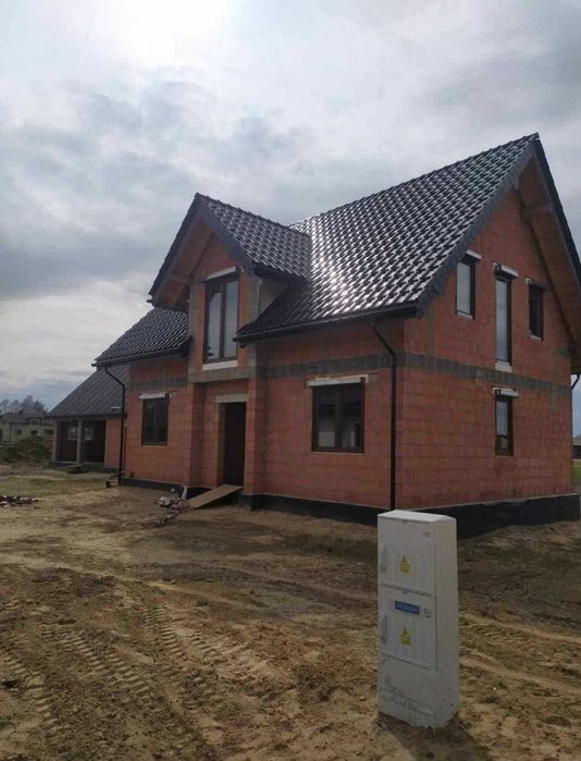 Budowa domu w stanie surowym zamkniętym