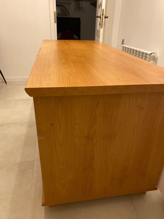 Biurko- solidne do pracy za darmo!