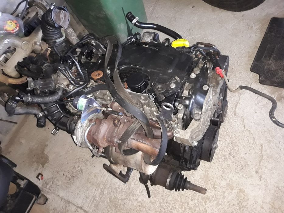 Renault Trafic Vivaro silnik kpl 2.0dci M9R 782 780