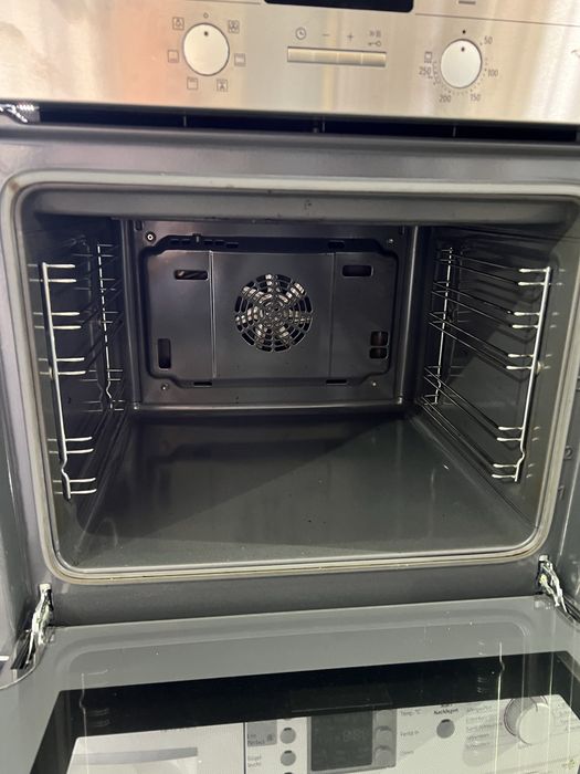 Духовка електрична SIEMENS вмонтована з гарантією . Плити від 5000 г