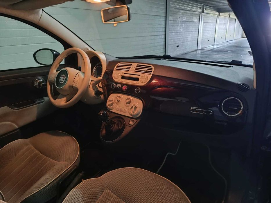 Carro muito económico em excelente estado