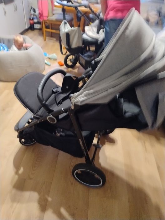 Sprzedam wózek spacerowy dziecko