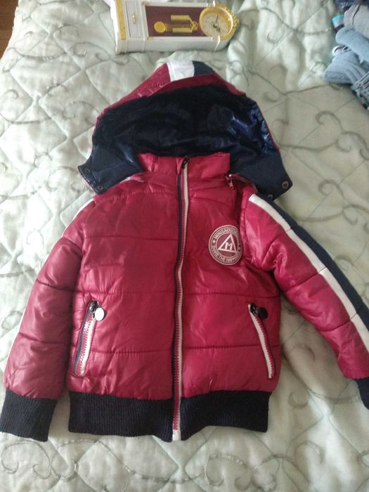 Продам курточки для хлопчика!)