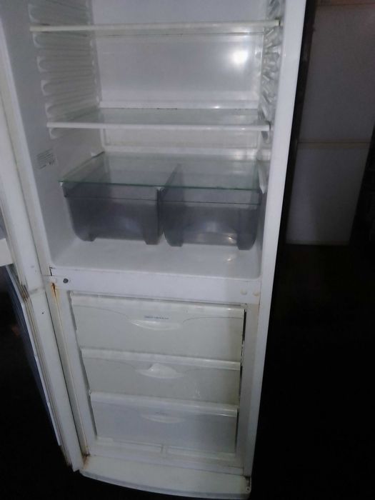 Продам Холодильник АТЛАНТ