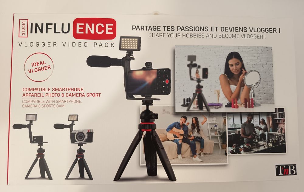 Kit vlogger com tripé e microfone