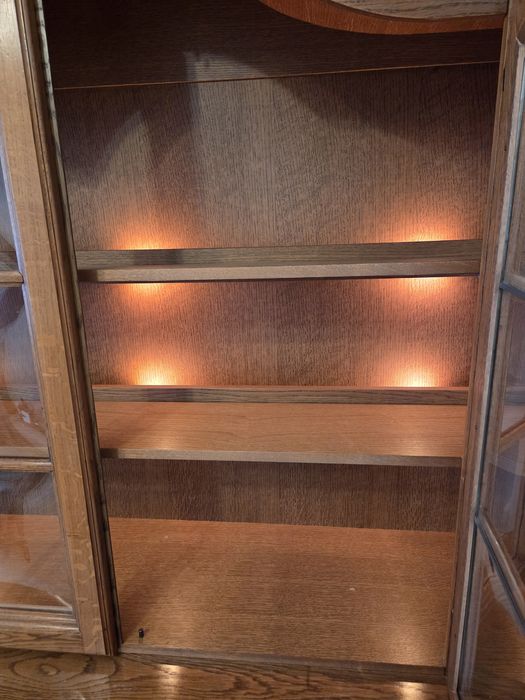 Kredens witryna stylowa