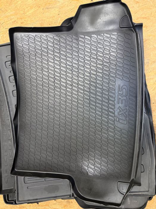 Mata bagażnika A6 C7 A4 A3 Passat ix35 Avensis Kuga XC60 Mondeo S-max.