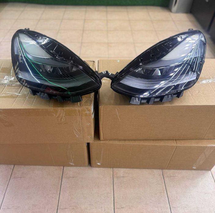 Нова оригінальна оптика Tesla Model Y/Model 3 лінзована, оригінал фари
