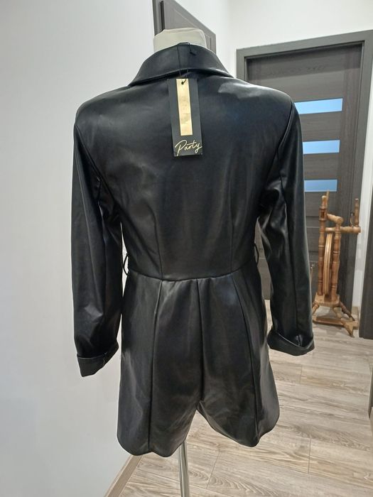 Elegancki kombinezon z eko skórki Amisu rozm S/M.