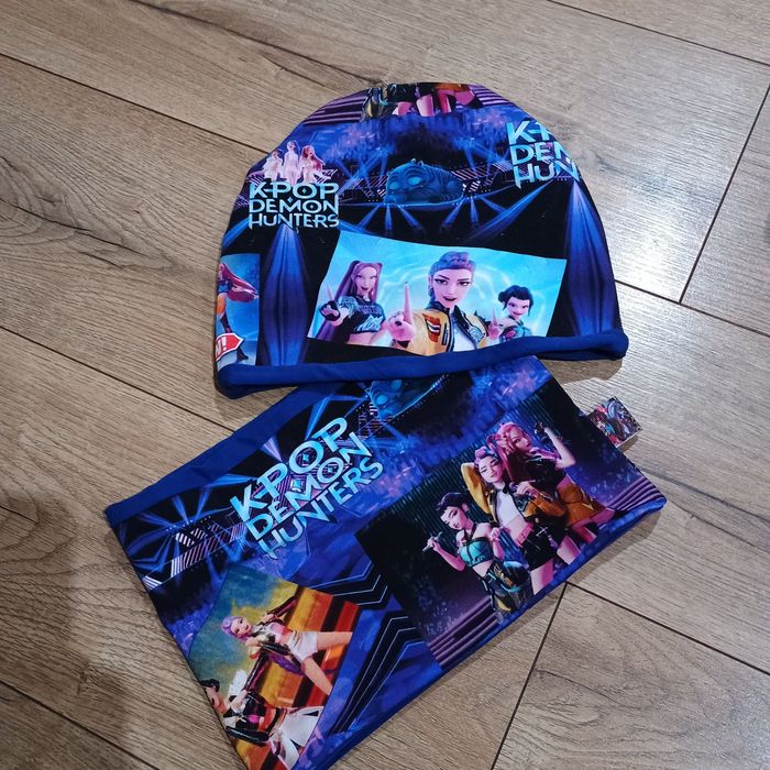 Komplet Huntrix  czapka i komin