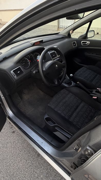 Peugeot 307 1.4 hdi foto 4
