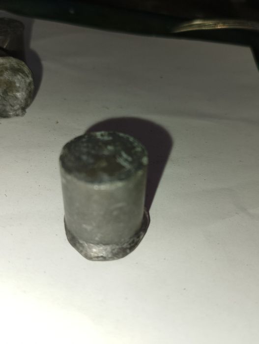 Клемми свинцовие аккумуляторние диам.18 мм