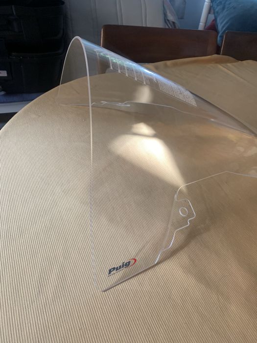 Vendo material bmw s1000rr