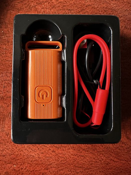 Відлякувач собак та котів ультразвуковий з фонаріком