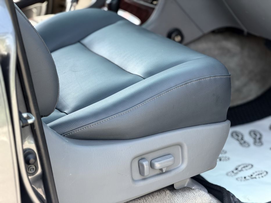 Toyota Land Cruiser 100 2000 Газ / бензин
