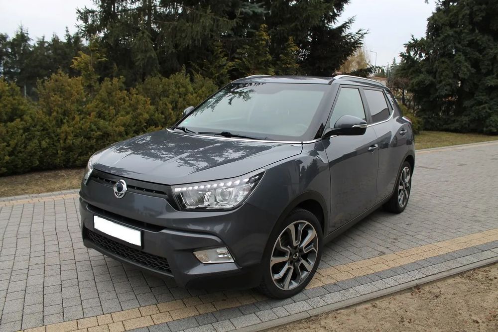 SsangYong/KGM Tivoli 1,6 Benzyna 128KM Seriws Kamera cofania Alufelgi 18  niski przebieg