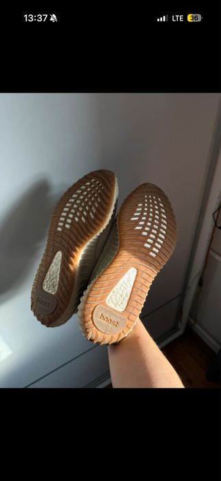 yeezy boost 350 v2 sesame