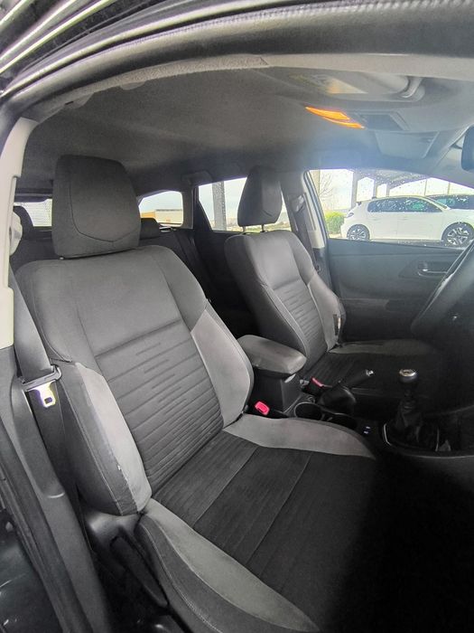 Toyota Auris 2015