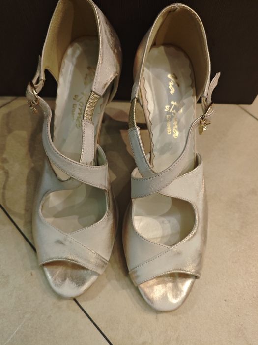 sandałki viaroma   roz. 39