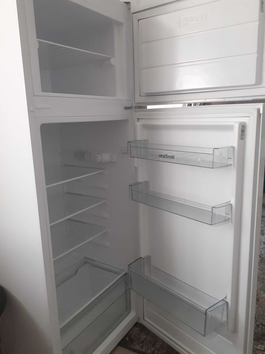 Холодильник Vestfrost