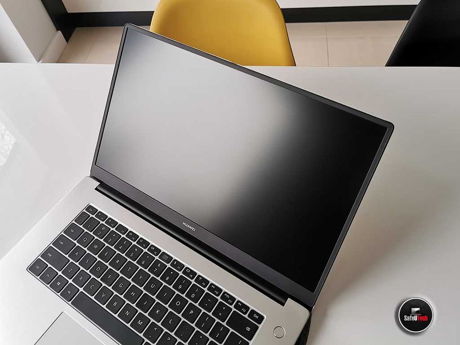 ZADBANY Huawei Matebook D15 - i5-10210u 8GB 512SSD - Bat. 98% - IPS