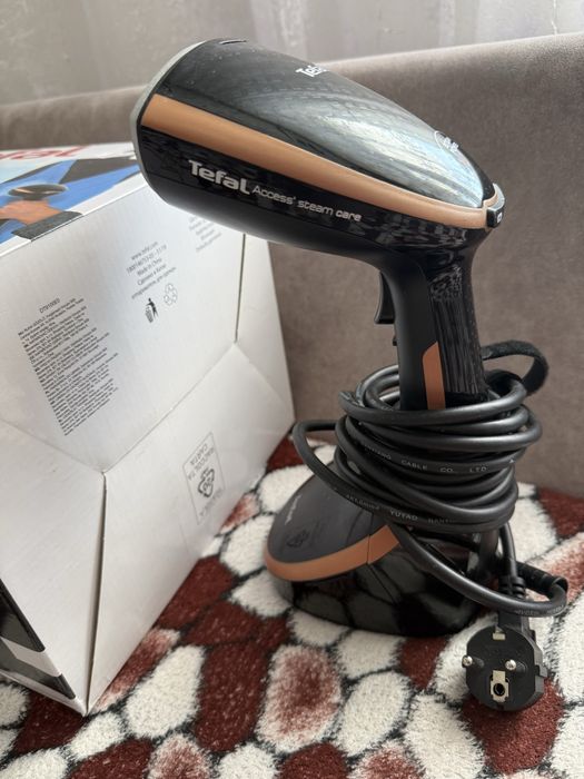 Відпарювач, праска TEFAL DT9100E0