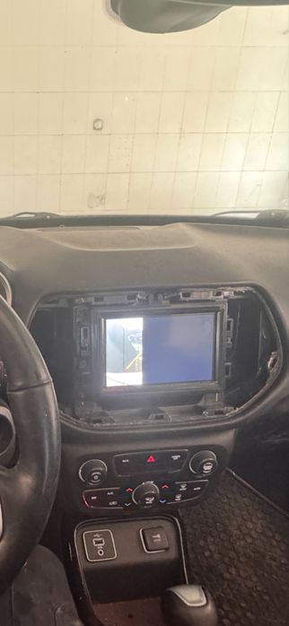 Екран магнітола jeep compass